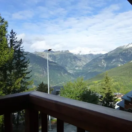 2 Pièces à Avec Wifi Et Vue Sur Les Pistes - Fr-1-514-1 Courchevel